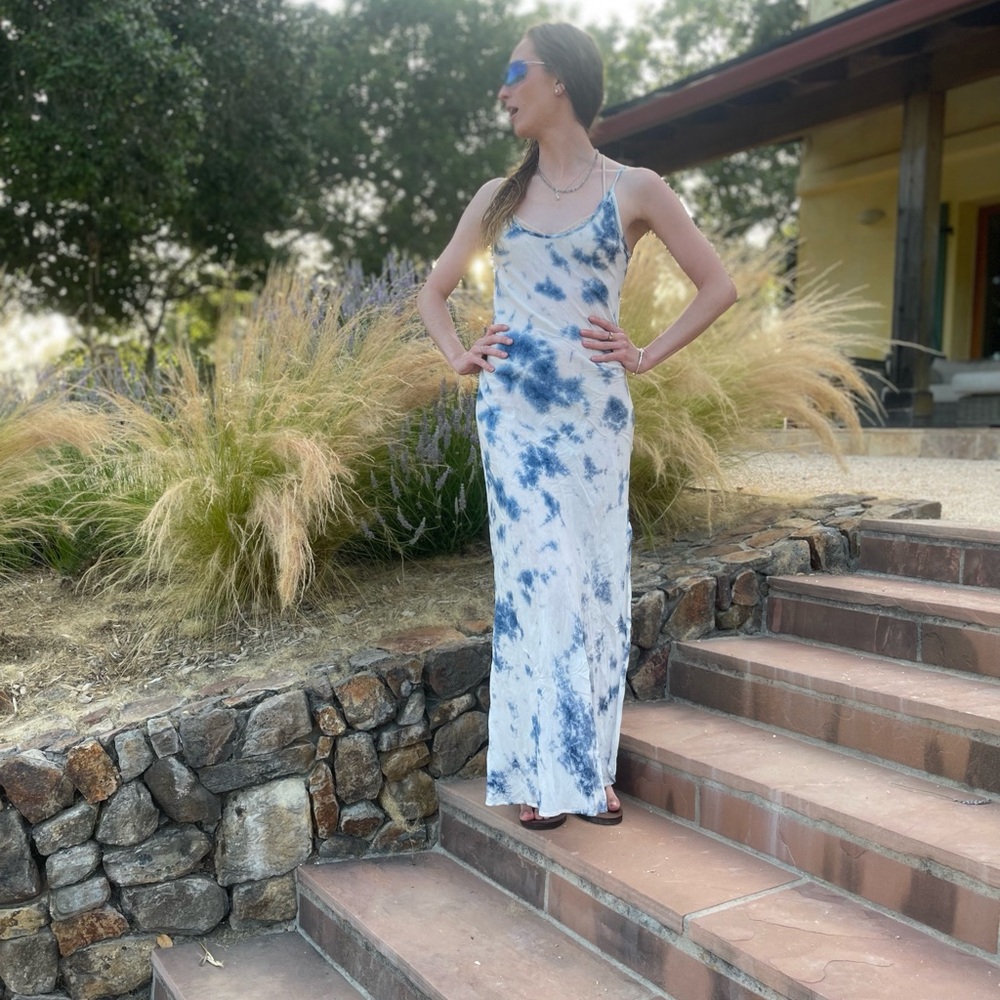 Blue and White One Shoulder Sleeveless Gown